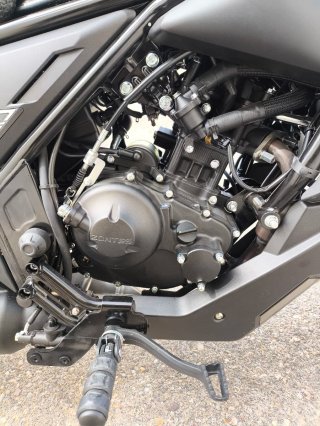 Zontes C125 Negra