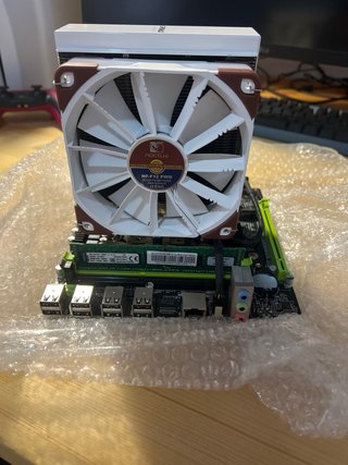 Noctua NH-U12S + Ventilador NF-F12 + Cubierta