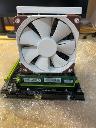 Noctua NH-U12S + Ventilador NF-F12 + Cubierta