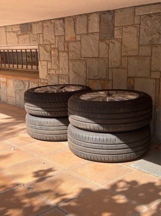 Juego 5 Llantas Seat Ibiza 6F matricula NFP