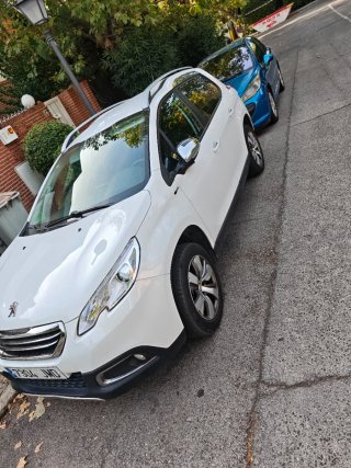 Peugeot e-2008 2016