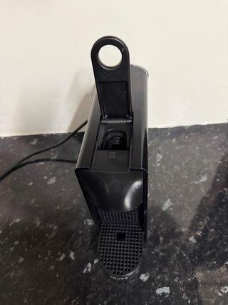 Cafetera Nespresso Krups Essenza Mini