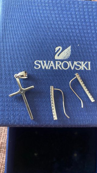 Conjunto Plata 925: Cruz y Pendientes