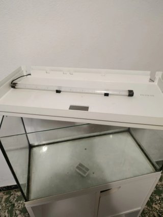 Acuario completo 60L con mueble e iluminación