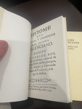 Una aproximación a Carlos Ros y lengua valenciana