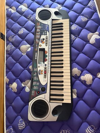 Piano Eléctrico YAMAHA PSR-160