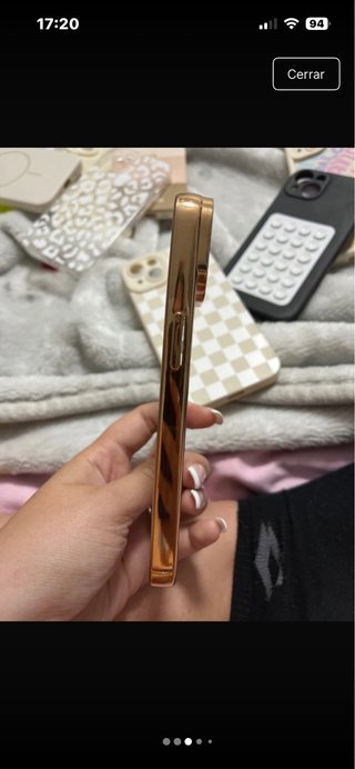 Funda iPhone Transparente con Aro Dorado