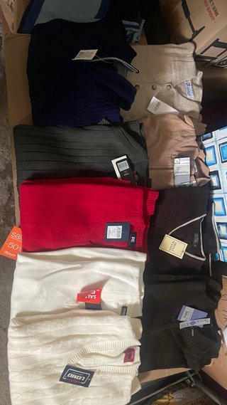 Camicie e pantaloni uomo taglia 38