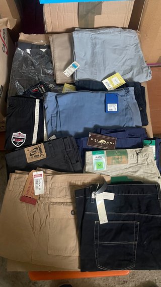 Camicie e pantaloni uomo taglia 38