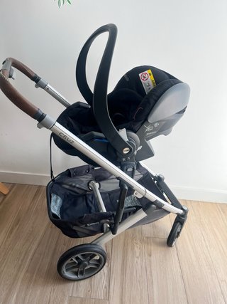 Cochecito de bebé Uppababy Cruz con accesorios