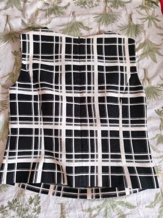 Conjunto de falda y top a cuadros