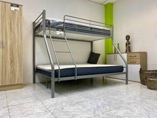 Conjunto sofá chaise longue de pana barato