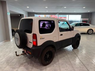 Suzuki Jimny 2015