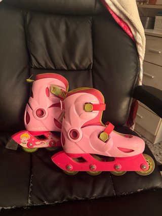 Patines rosas ajustables para niña