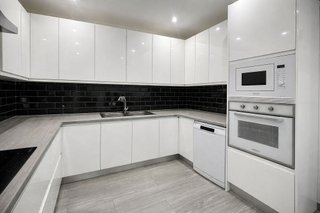Chalet en venta en Calaburra - Chaparral en Mijas