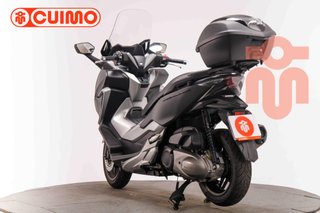 HONDA FORZA 300