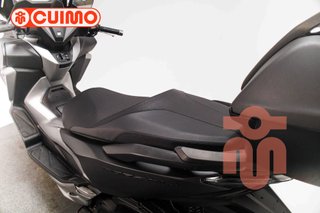 HONDA FORZA 300
