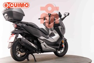 HONDA FORZA 300