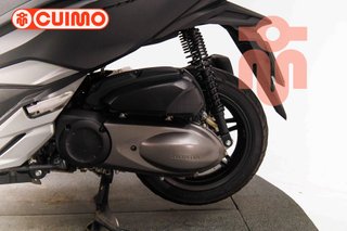 HONDA FORZA 300