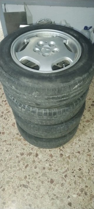 Llantas Mercedes Benz 15