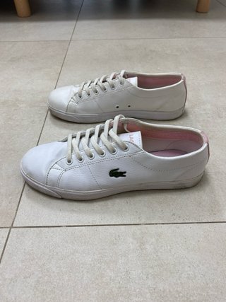 Zapatillas Lacoste Blancas y Rosas