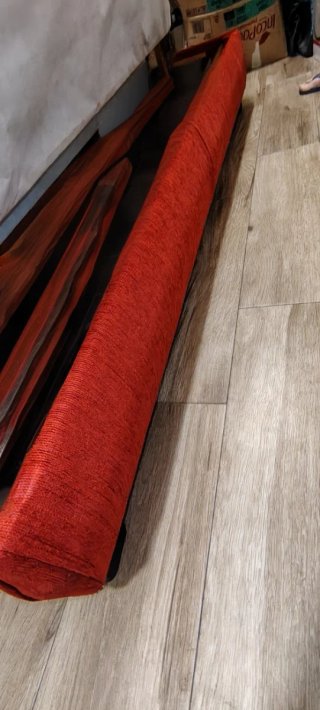 Sofá cama rojo con arcón VENTA EN PERSONAS