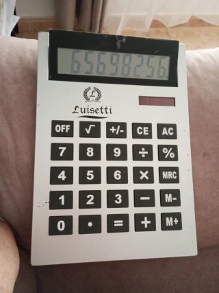 Calculadora Gigante Luisetti