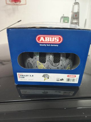 Casco Abus infantil