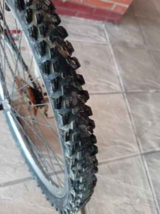 Bicicleta las 3 x 80 euros