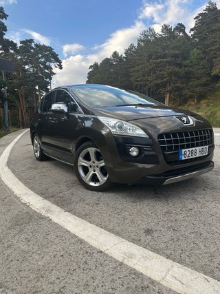 Peugeot 3008 2011