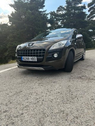 Peugeot 3008 2011