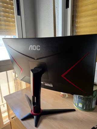 Monitor AOC 27 Curvo Gaming FHD 240Hz