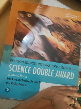 Libro texto Science Double Award. Y10