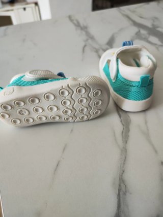 Zapatillas/ sandalias bebé verano