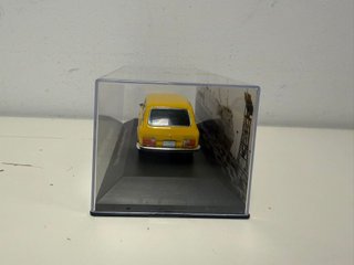 VOLKSWAGEN 1600 1975 | ALTAYA | Escala 1:43