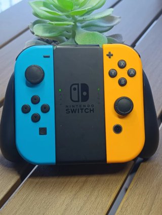 Nintendo Switch Completa con Accesorios