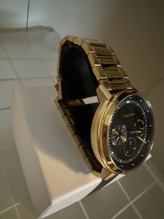 Reloj Calvin Klein Negro y Dorado
