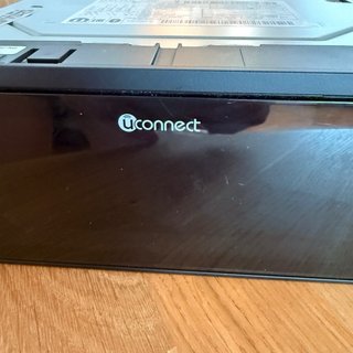 Radio Uconnect Coche Negra