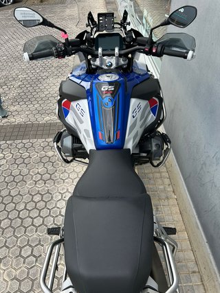 dasMoto vende BMW R1250GSA con 86700 km (2019)