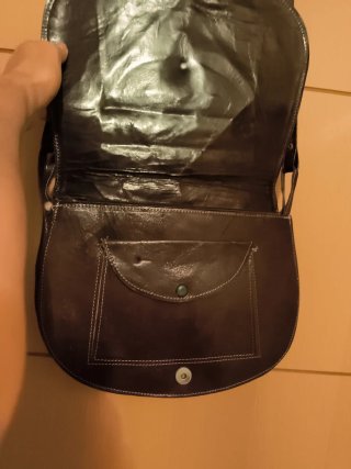 Bolso de cuero  auténtico antiguo