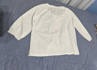 Blusa Ibicenca Blanca con bordado rosa