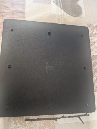 PS4 Slim CUH-2116B para reparar + Mando