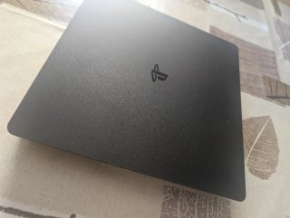 PS4 Slim CUH-2116B para reparar + Mando