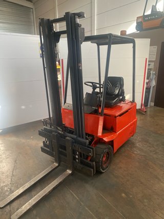 Carretilla elevadora Linde E15