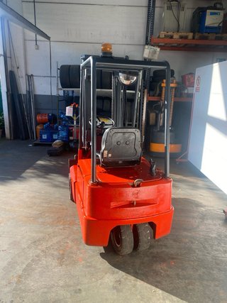 Carretilla elevadora Linde E15