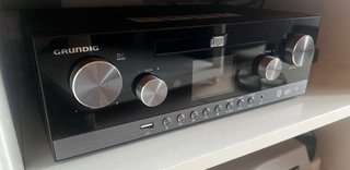 Microcadena Grundig Negra y Plateada