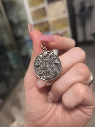 Colgante Hécate Fase Lunar Plata de Ley
