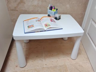 Mesa infantil MAMMUT IKEA blanca