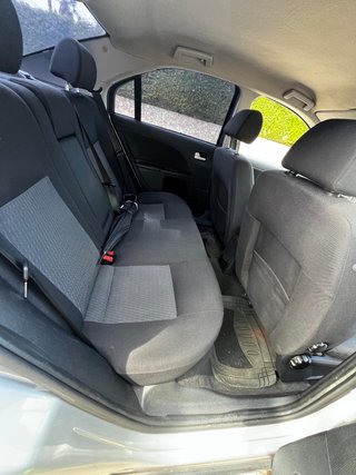Ford Mondeo 2004