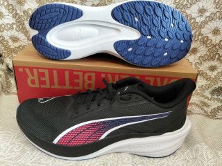 Scarpe Puma Darter Pro nere e rosa